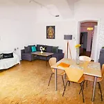 Apartment Laer Hundertwasserhaus
