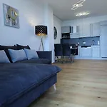 Superior Apartment & Rooftop Pool