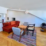 Spacious Flat With Panoramic View