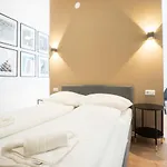 Modern 1-Bedroom Apartment Next To Praterstern