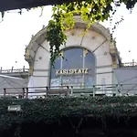 Grand Vienna City Center Apartment