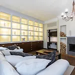 Luxury 2-Bedroom Apartment 15 Min Away From Schoenbrunn Castle