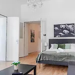 Modern 2Br Apt. Perfect For Long And Short Stays