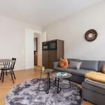 Hochwertiges Apartment Mit Direkter Anbindung Zum Zentrum In Hippen Viertel