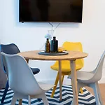Design City Apartment With Free Parking Near Schoennbrunn Palace