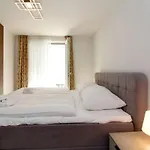 Engerth Moderne Wohnung Mit Ruhiger Lage Und Balkon