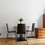 Budget & Friendly 1Br Apartment Well Connected