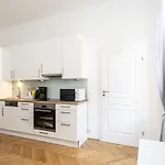 Raimond Apartment Ottakring Top 22