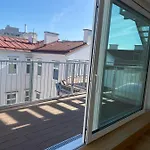 Home Sweet Home Vienna T10