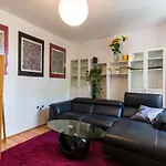 Amaliahostel