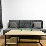 Royal-Haven Apartment
