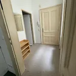 City Apartment And Rooms