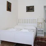Vienna-Flats Self Check-In