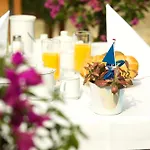 Strandhotel Alte Donau
