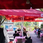 Lenas Donau Hotel