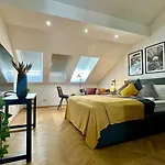 Stylish Apartments, 3 Min To U1 Reumannplatz, 2 Stations To Hauptbahnhof