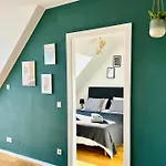 Sunny Terrace Penthouse With Ac - Self Check-In