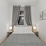 Boutique Suite Near Museum District