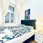 Affordable 5 Bedroom Apartment, Near Atzgersdorf Park