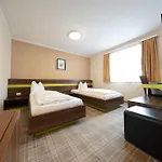 Primus Hotel & Apartments
