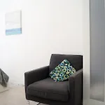 Trendy 1Br & 1Lr Near Rennweg, Great City Links