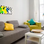 Trendy 1Br & 1Lr Near Rennweg, Great City Links