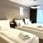 Free Parking - City Pulse Apartments At U6-Metro Vienna