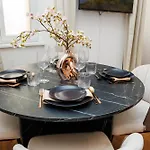 Roman Style Apartment Near City Centre