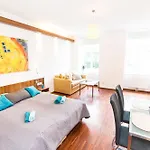 Checkvienna - Premium Apartment