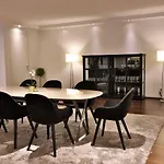 Parkring Apartments By Nikolax
