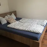 Ruhige Schoene Dachgeschosswohnung Mit Balkon