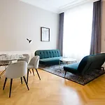 Studio Apartments Naschmarkt - Mai\'S Apartments