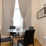 Vienna Apartment Stadtpark
