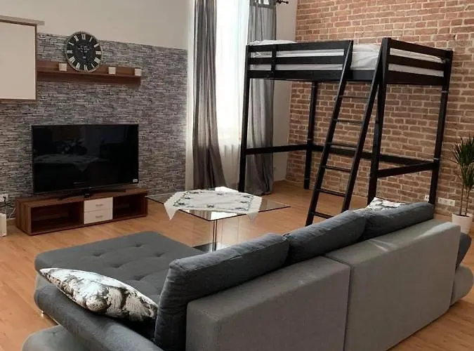 Annas Apartment