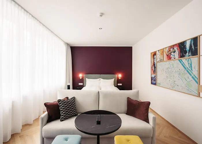 Hotel Schani Salon
