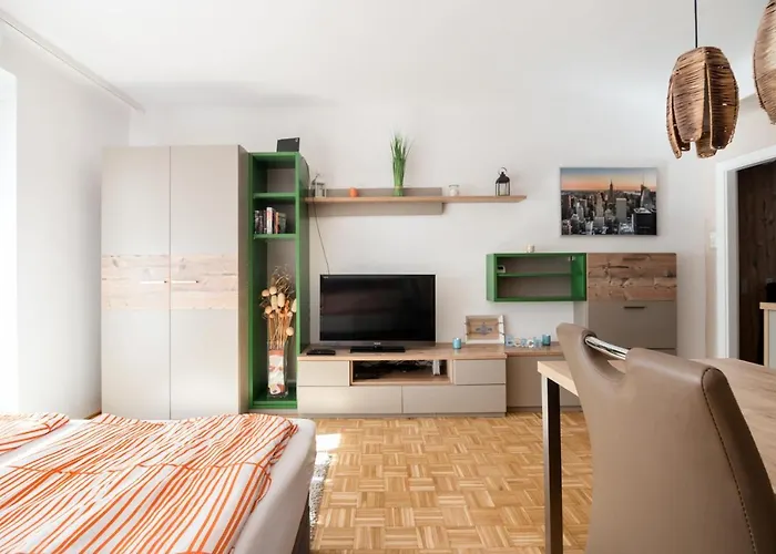 Cosy Apartment Near Vic