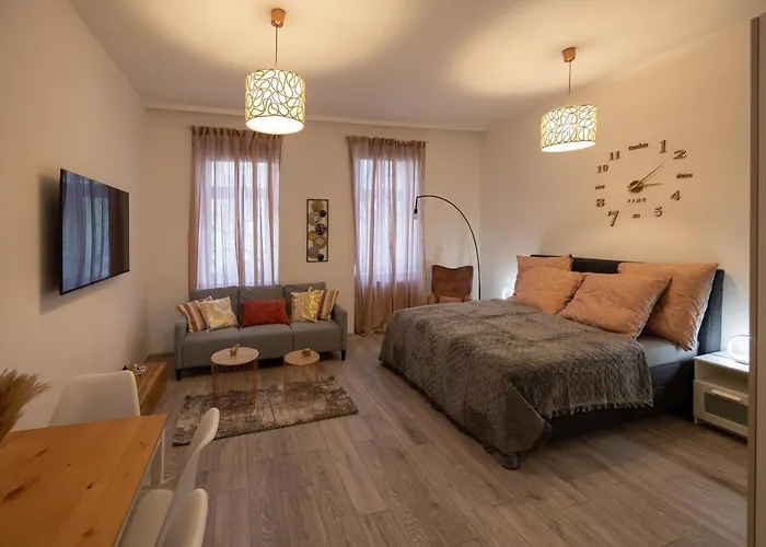 The Vienna Stay By Radiant