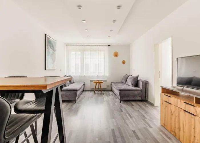 Cozy Renovated Apartment Close To Schoenbrunn Palace