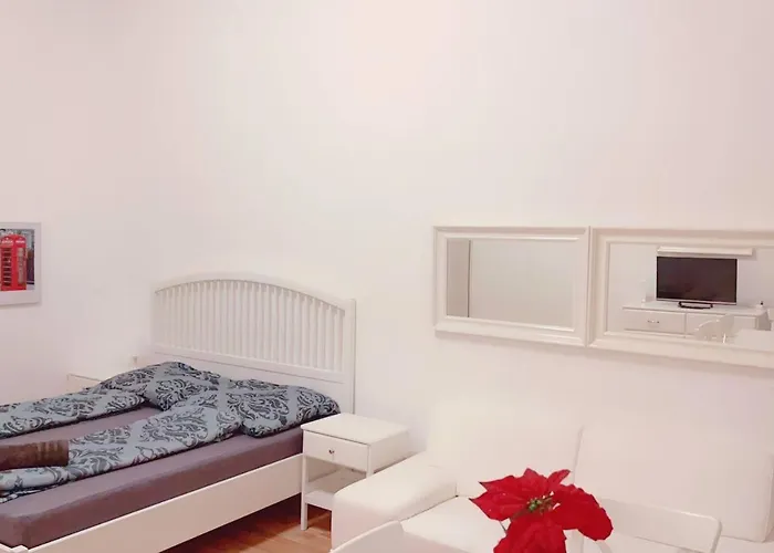 Premier Studio 2P Lg