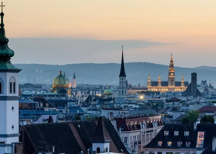Central Vienna Explorer\'S Hub