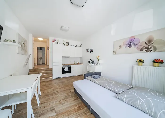 Modernes Appartement Nahe U-Bahn Und Schoenbrunn