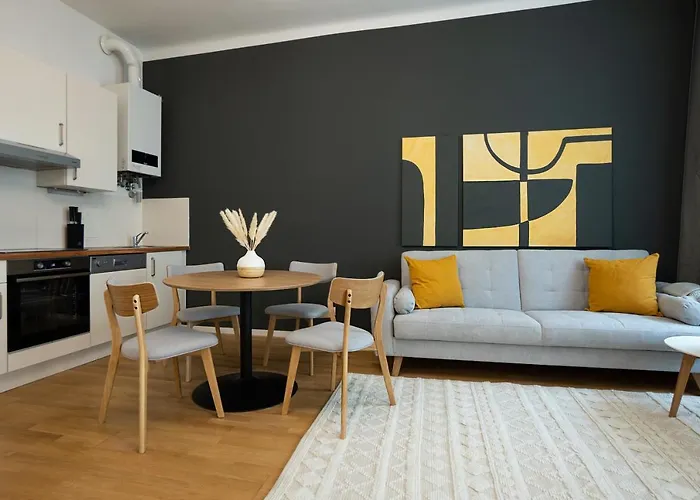 Aesthetic Newly Renovated Apartment Located Near Belvedere Castle, 15 Minutes From Stephansplatz