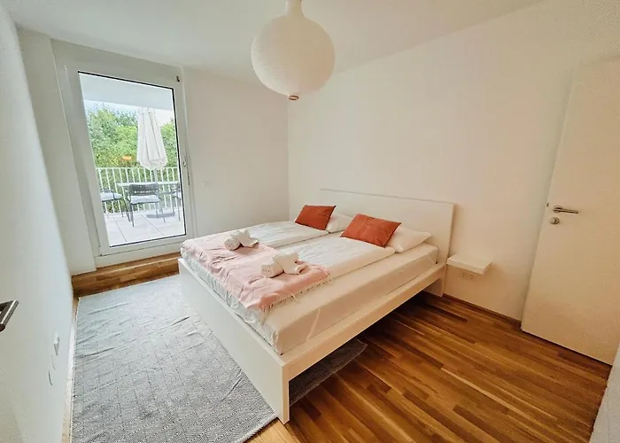 A Cozy Flat With Flair Surrounded By Nature