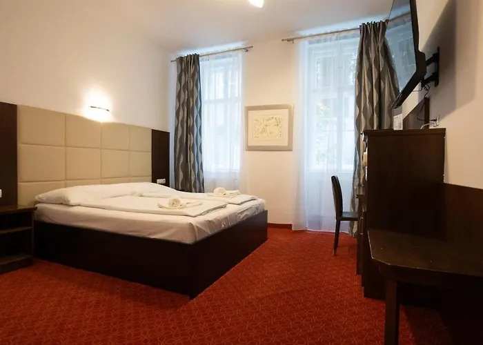 2-Rooms Central Apartment With A King-Size Bed