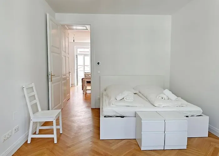 2 Zimmer Wohnung 25
