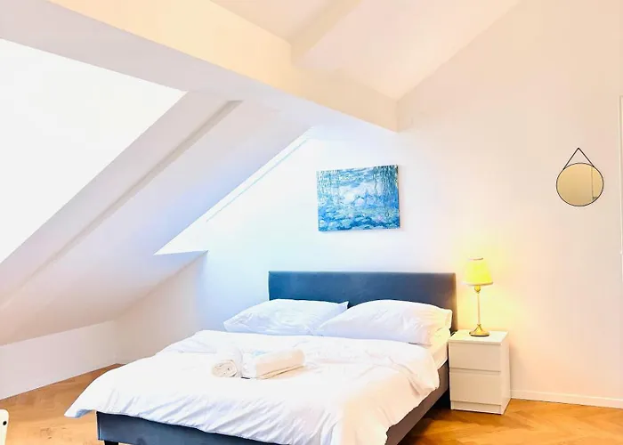 Simply Fourth Apartment