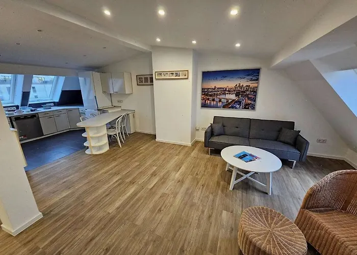 Reisner 16 Suites
