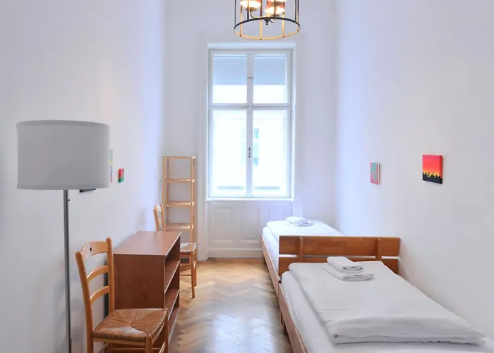 Erdbergstrasse I by EasyB&B
