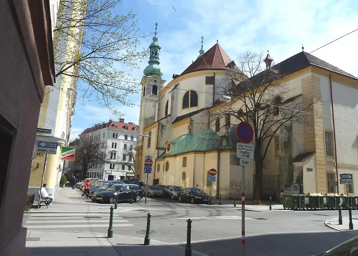Sobieski Town Apartments