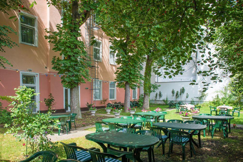 Hotel Garten- Und Kunsthotel Gabriel 3*
